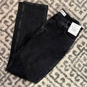 The 90s slim Straight Ultra High Rise Black Jean